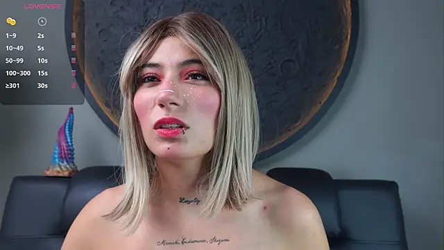 Snapshot of miss_sharlotte18 chatting on 10, 2, 2026 miss sharlotte18 online show from 10, 2, 2026