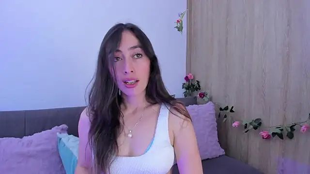 Snapshot of Amatiista chatting on 10, 9, 2025 Amatiista online show from 10, 9, 2025