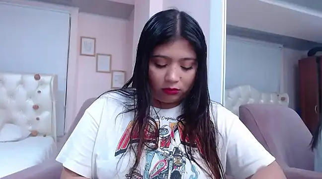 annylouis online show from 10, 12, 2024