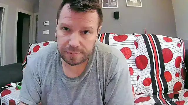 Snapshot of txan9876 chatting on 23, 11, 2025 txan9876 online show from 23, 11, 2025