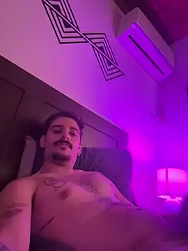 Snapshot of mrtnivnn chatting on 10, 3, 2026 mrtnivnn online show from 10, 3, 2026