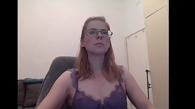 SavannaGirly online show from 19, 9, 2025