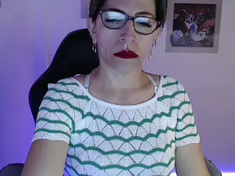 Chayla Ruiz online show from 27, 1, 2025