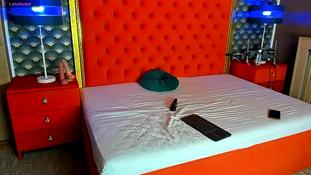 VallerieJones online show from 14, 11, 2025