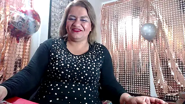 NAILAH SANZ online show from 19, 3, 2025