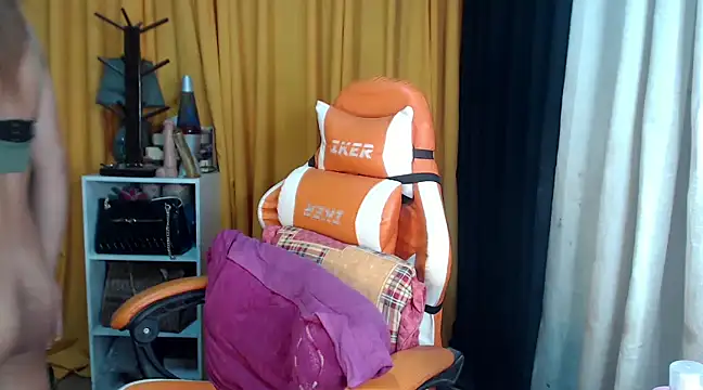 Snapshot of Deliciouscumsxz chatting on 7, 12, 2024 Deliciouscumsxz online show from 7, 12, 2024