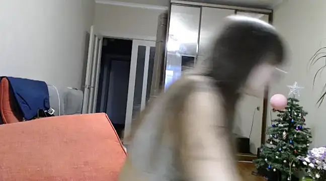 KiraGoldens online show from 21, 2, 2025