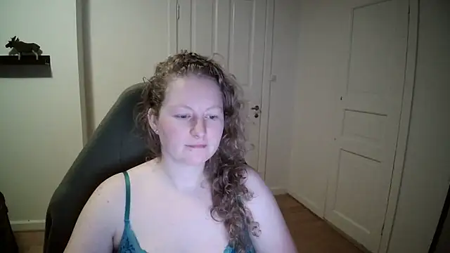 Girlnina-1995 online show from 3, 12, 2024