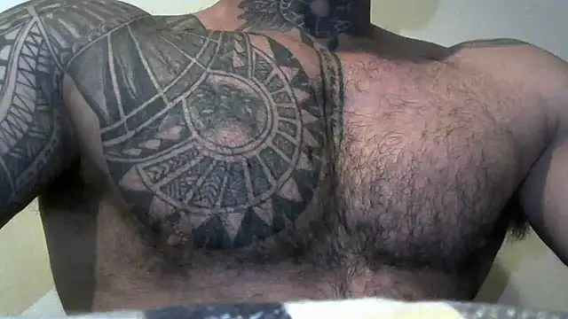 Snapshot of muscle1976 chatting on 12, 12, 2024 muscle1976 online show from 12, 12, 2024