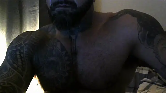 Snapshot of muscle1976 chatting on 1, 1, 2025 muscle1976 online show from 1, 1, 2025