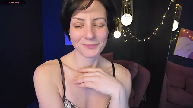 LorenDaze online show from 7, 2, 2025