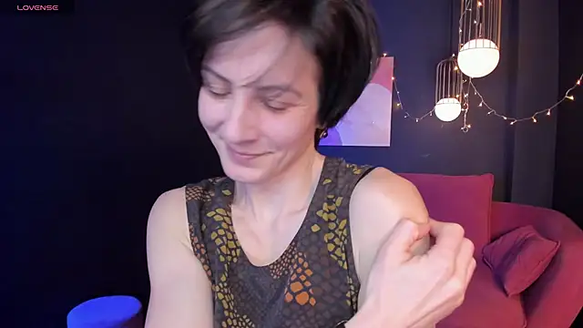 LorenDaze online show from 21, 2, 2025