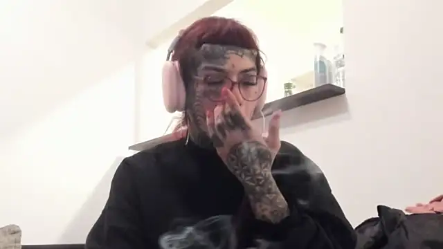 tamarapervert online show from 19, 11, 2025