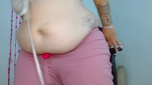 Snapshot of Vicktoria_Foxy chatting on 31, 1, 2025 Vicktoria Foxy online show from 31, 1, 2025