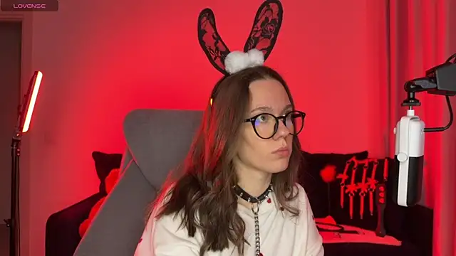 DivineBite online show from 15, 12, 2025