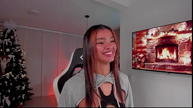 Snapshot of liagirl_cute chatting on 6, 1, 2026 liagirl cute online show from 6, 1, 2026