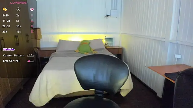 Snapshot of anna_love_hot chatting on 14, 3, 2025 anna love hot online show from 14, 3, 2025