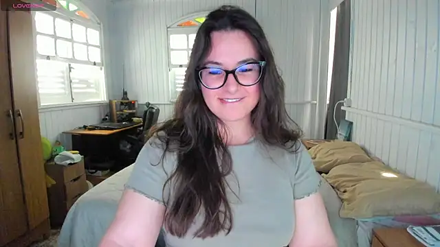 Snapshot of anna_love_hot chatting on 15, 10, 2025 anna love hot online show from 15, 10, 2025