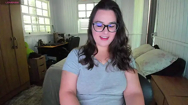 Snapshot of anna_love_hot chatting on 19, 11, 2025 anna love hot online show from 19, 11, 2025