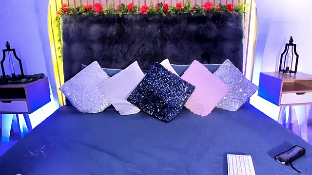 Karlagonzales  online show from 11, 2, 2025