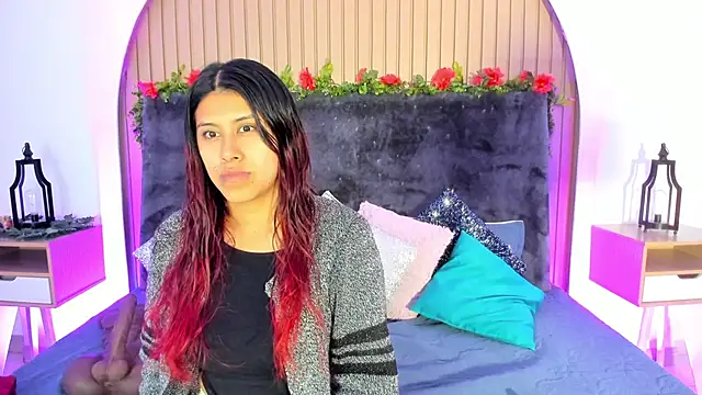 Karlagonzales  online show from 9, 11, 2025