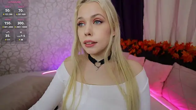Snapshot of Lerry_Teeni chatting on 4, 12, 2024 Lerry Teeni online show from 4, 12, 2024