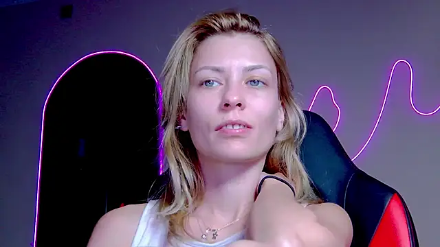 karo123421 online show from 10, 10, 2025