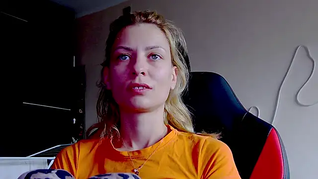 karo123421 online show from 13, 10, 2025