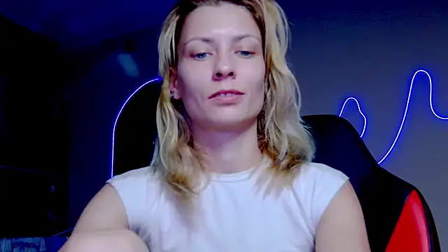 karo123421 online show from 13, 10, 2025