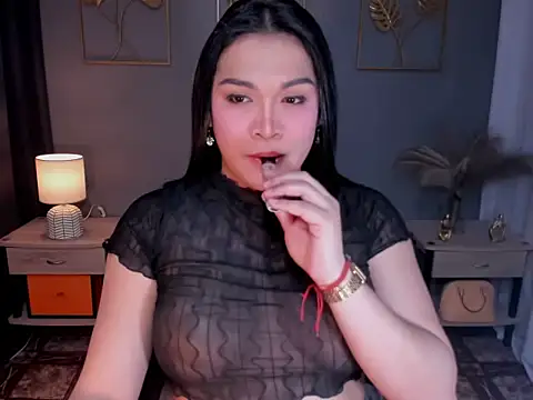 MaxeneCullens online show from 21, 9, 2025