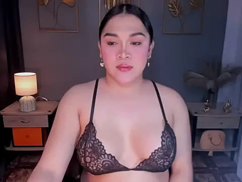 MaxeneCullens online show from 16, 10, 2025