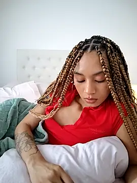 Leaberry online show from 14, 11, 2025