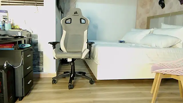 stefializon online show from 21, 9, 2025