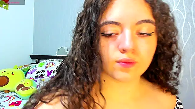 Snapshot of AshleyKim_ chatting on 6, 10, 2025 AshleyKim online show from 6, 10, 2025