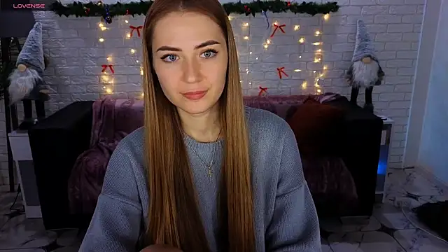 Snapshot of Adelyna_Bird chatting on 23, 12, 2024 Adelyna Bird online show from 23, 12, 2024