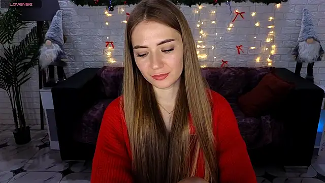 Snapshot of Adelyna_Bird chatting on 3, 1, 2025 Adelyna Bird online show from 3, 1, 2025