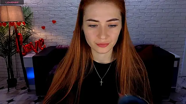 Snapshot of Adelyna_Bird chatting on 7, 2, 2025 Adelyna Bird online show from 7, 2, 2025