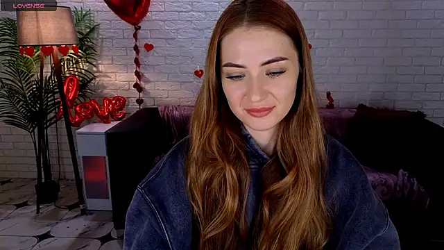 Snapshot of Adelyna_Bird chatting on 16, 2, 2025 Adelyna Bird online show from 16, 2, 2025