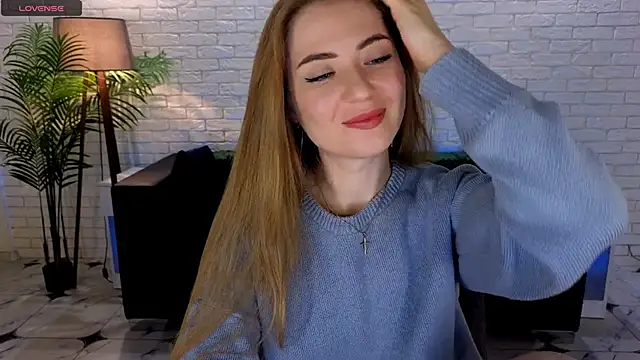 Snapshot of Adelyna_Bird chatting on 13, 3, 2025 Adelyna Bird online show from 13, 3, 2025