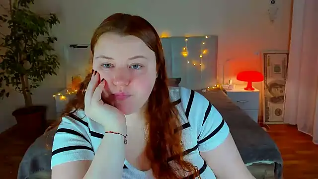 Snapshot of PolinaSalvatore chatting on 20, 2, 2026 PolinaSalvatore online show from 20, 2, 2026