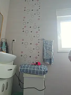 U prolazu online show from 9, 3, 2026