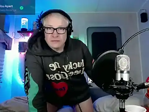 Snapshot of Snarfle82 chatting on 16, 2, 2025 Snarfle82 online show from 16, 2, 2025