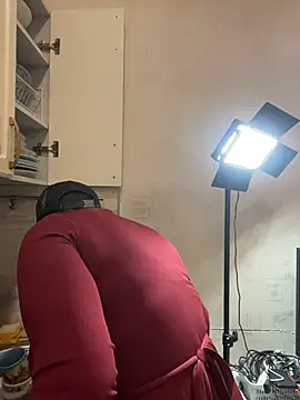 DienkaGreen online show from 3, 2, 2026