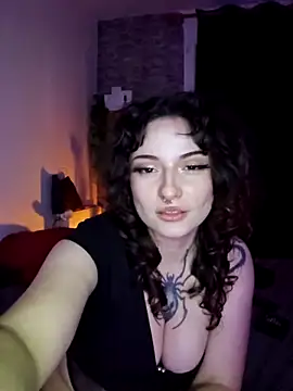 Moxxxie online show from 19, 11, 2025