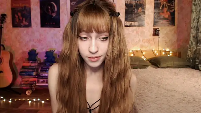 Friendly Ellie online show from 10, 12, 2024