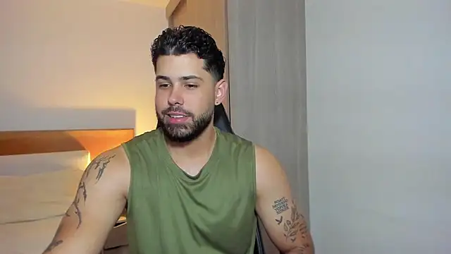 Snapshot of Justyn_Torres chatting on 3, 1, 2025 Justyn Torres online show from 3, 1, 2025