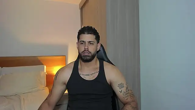 Snapshot of Justyn_Torres chatting on 5, 1, 2025 Justyn Torres online show from 5, 1, 2025