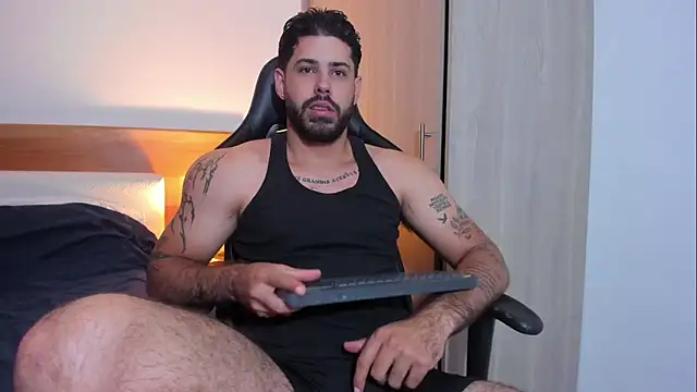 Snapshot of Justyn_Torres chatting on 23, 1, 2025 Justyn Torres online show from 23, 1, 2025