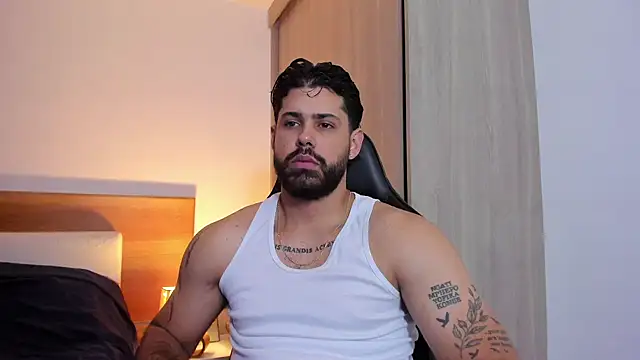 Snapshot of Justyn_Torres chatting on 11, 3, 2025 Justyn Torres online show from 11, 3, 2025