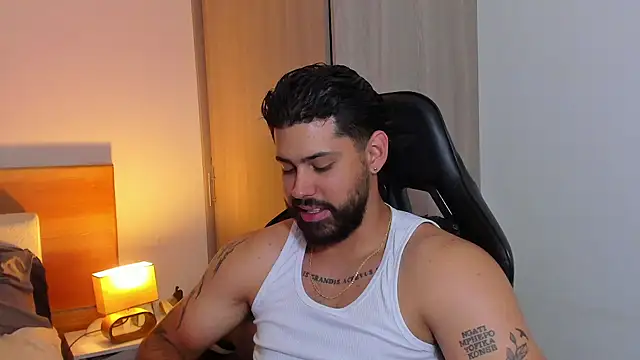 Snapshot of Justyn_Torres chatting on 13, 3, 2025 Justyn Torres online show from 13, 3, 2025